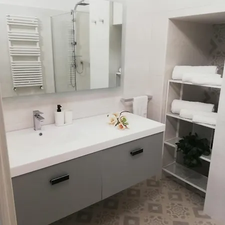 بيت ضيافة Splendore Del Sole بولينيانو آ ماري